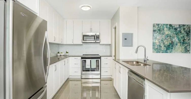 0315-2 Regal Road, Toronto, ON, M6H 2J4 - 3