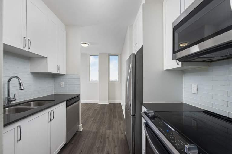 0214-70 Spadina Road, Toronto, ON, M5R 2T6 - 9