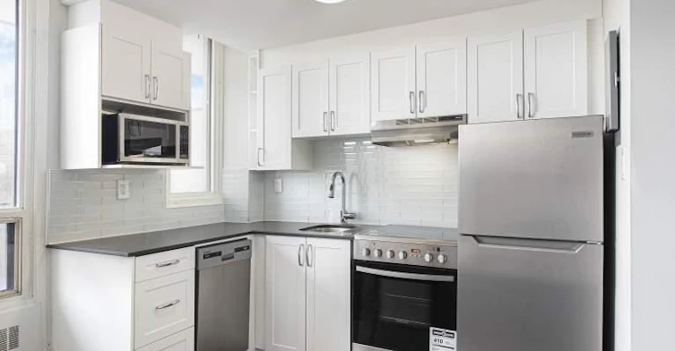 0906-70 Spadina Road, Toronto, ON, M5R 2T6 - 6
