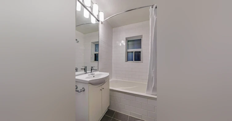 320-134-342 Avenue Road, Toronto, ON, M4V 2H3 - 11