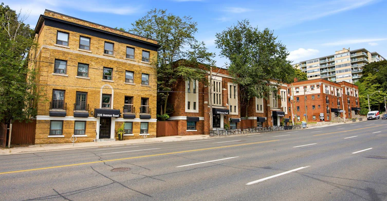 320-135-342 Avenue Road, Toronto, ON, M4V 2H3 - 13