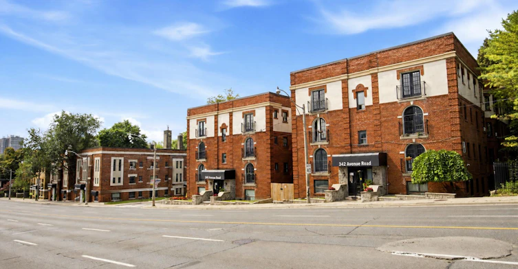 320-135-342 Avenue Road, Toronto, ON, M4V 2H3 - 10