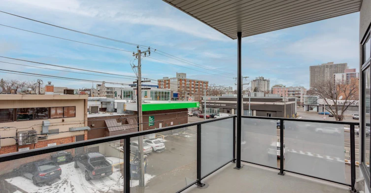 10837 83 Avenue, Edmonton, AB, T6E 2E6 - 3