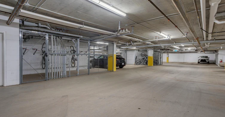 10837 83 Avenue, Edmonton, AB, T6E 2E6 - 9
