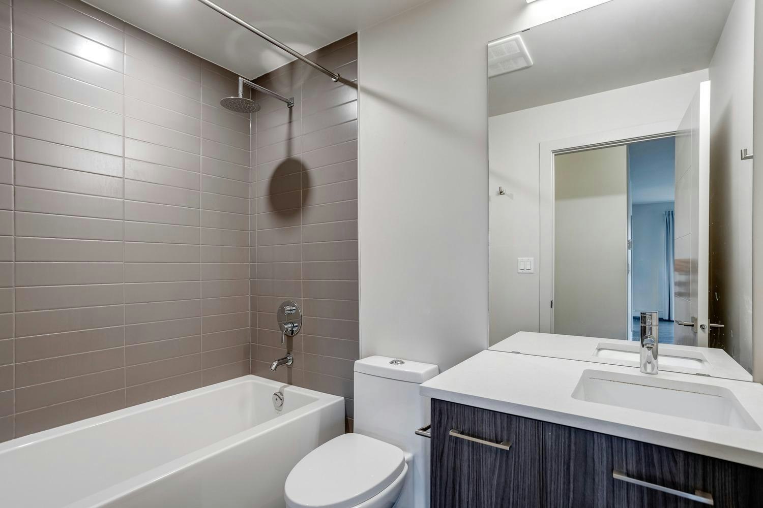 10837 83 Avenue, Edmonton, AB, T6E 2E6 - 19