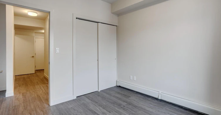 10837 83 Avenue, Edmonton, AB, T6E 2E6 - 21
