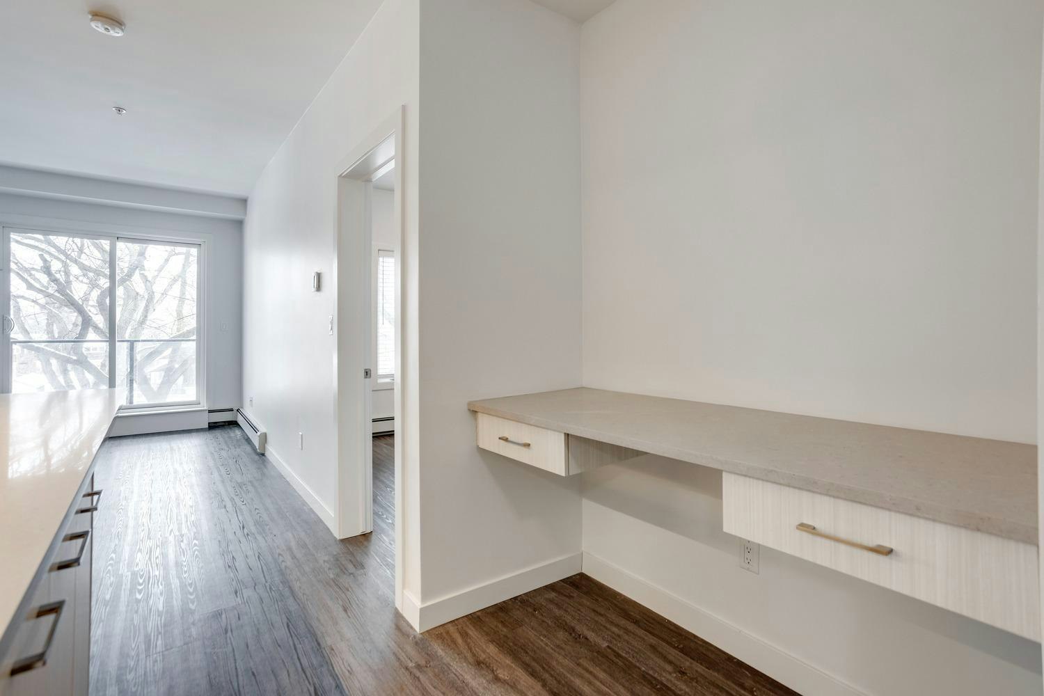 10837 83 Avenue, Edmonton, AB, T6E 2E6 - 38
