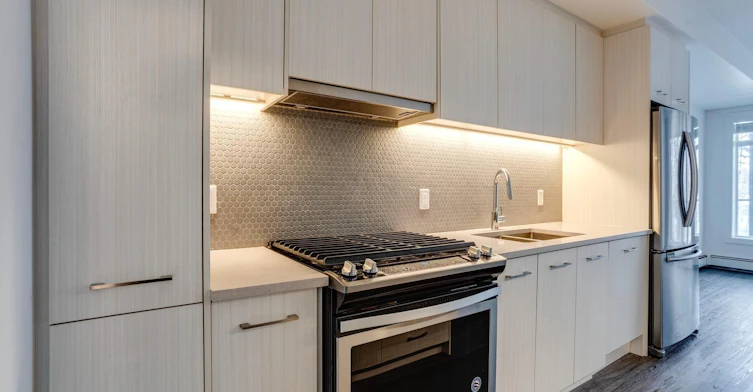 10837 83 Avenue, Edmonton, AB, T6E 2E6 - 40