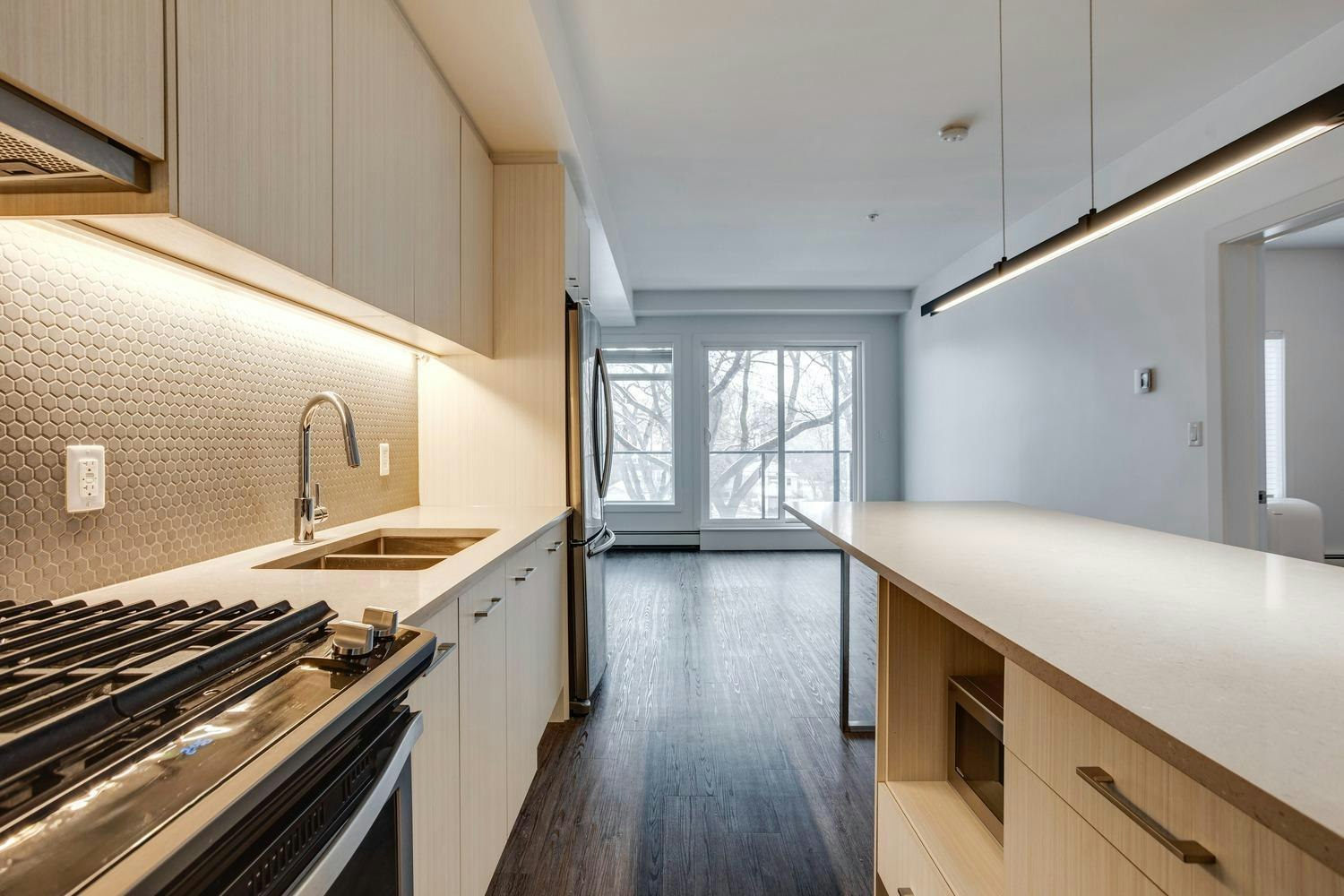 10837 83 Avenue, Edmonton, AB, T6E 2E6 - 43