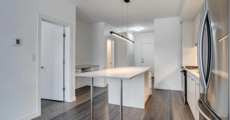 10837 83 Avenue, Edmonton, AB, T6E 2E6 - 46
