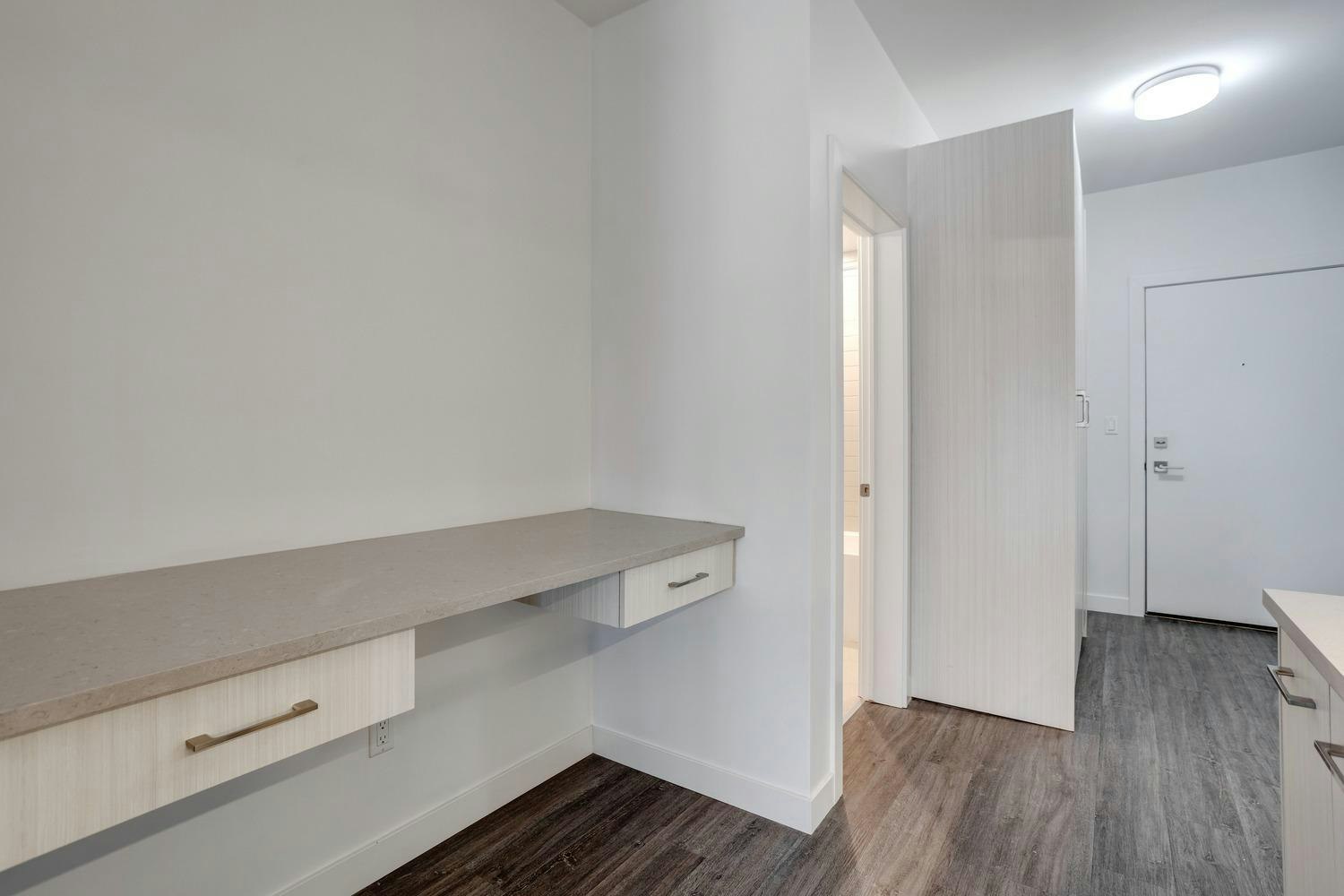 10837 83 Avenue, Edmonton, AB, T6E 2E6 - 52