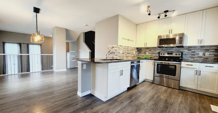 62-1140 Chappelle Boulevard Southwest, Edmonton, AB, T6W 2Z3 - 2