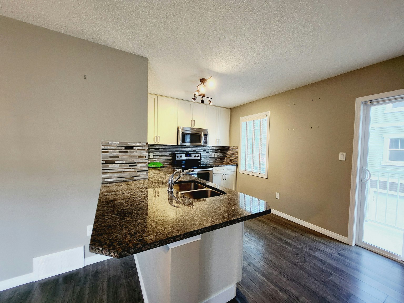 62-1140 Chappelle Boulevard Southwest, Edmonton, AB, T6W 2Z3