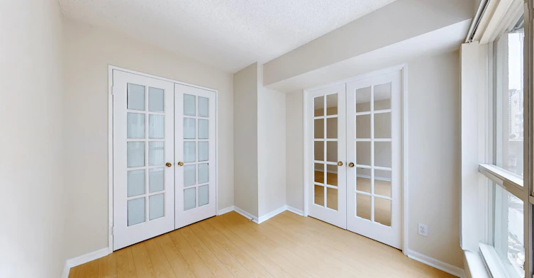 7 Carlton Street, Toronto, ON, M5B 2M3 - 3