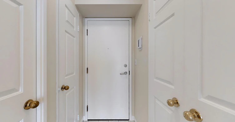 7 Carlton Street, Toronto, ON, M5B 2M3 - 8
