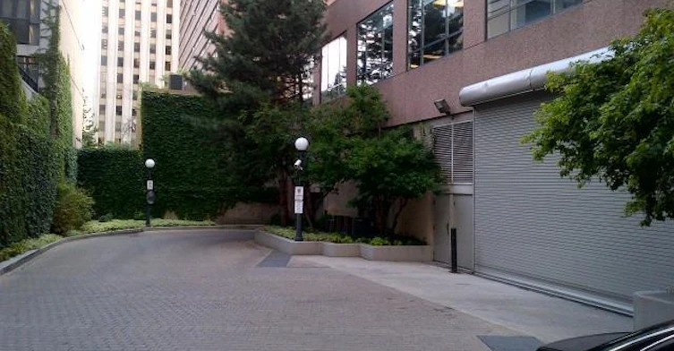 7 Carlton Street, Toronto, ON, M5B 2M3 - 7