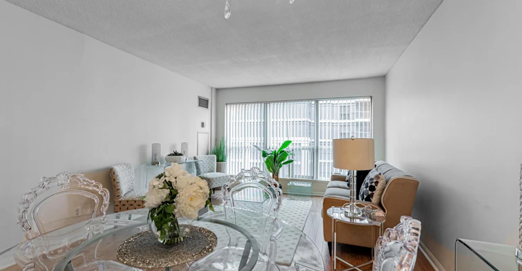 7 Carlton Street, Toronto, ON, M5B 2M3 - 9