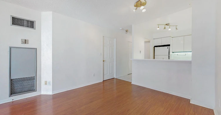 7 Carlton Street, Toronto, ON, M5B 2M3 - 8