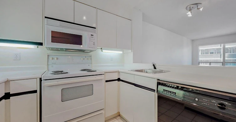 7 Carlton Street, Toronto, ON, M5B 2M3 - 11