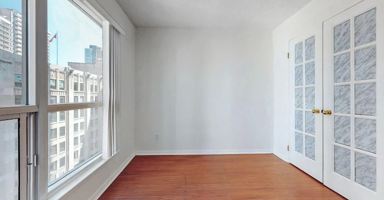 7 Carlton Street, Toronto, ON, M5B 2M3 - 16