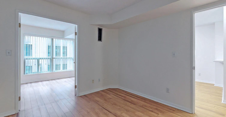 7 Carlton Street, Toronto, ON, M5B 2M3 - 25