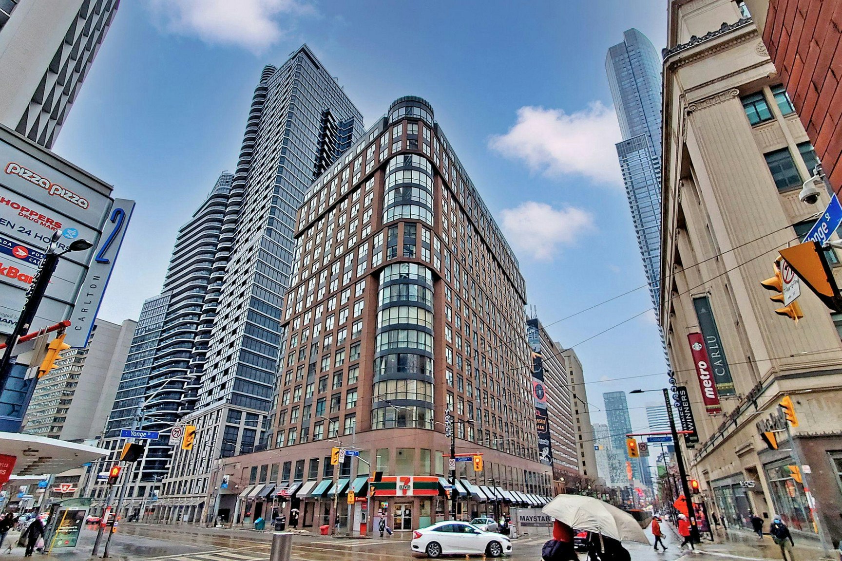7 Carlton Street, Toronto, ON, M5B 2M3