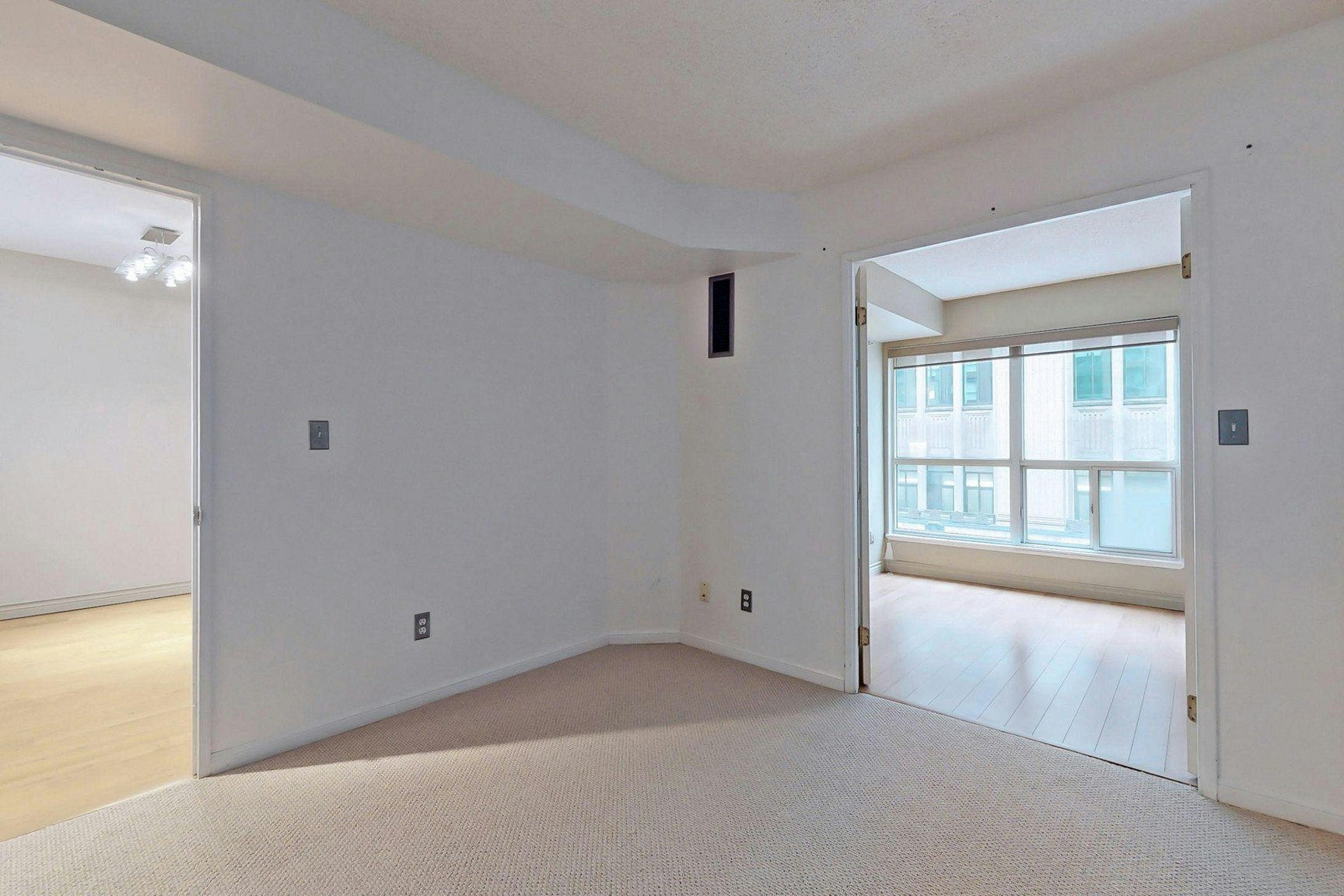 7 Carlton Street, Toronto, ON, M5B 2M3 - 26