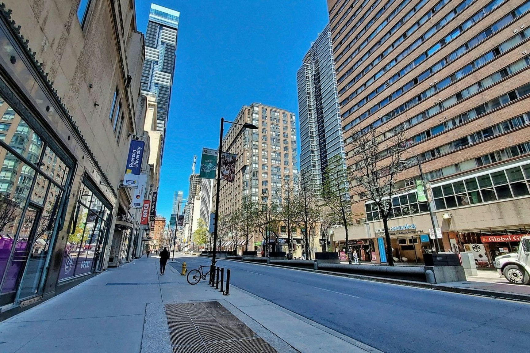 7 Carlton Street, Toronto, ON, M5B 2M3 - 8