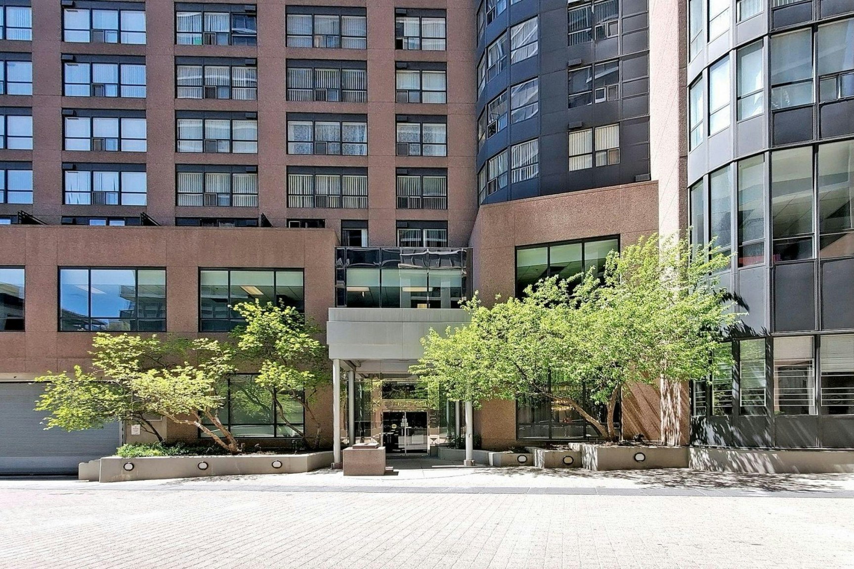 7 Carlton Street, Toronto, ON, M5B 2M3 - 12