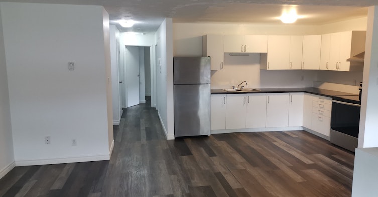 4-5 Smythe Street, St. Catharines, ON, L2P 2G8 - 3