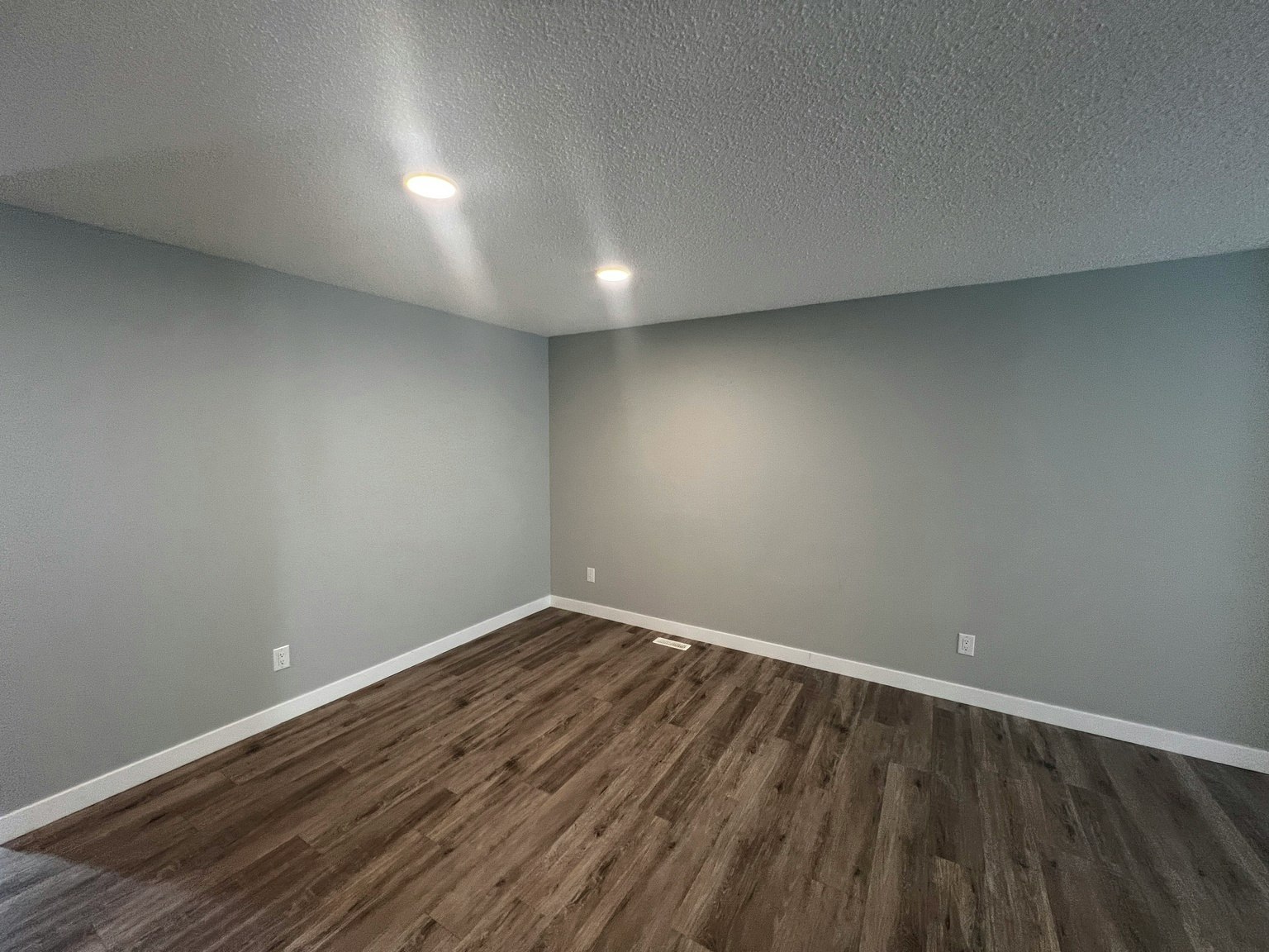6448 175 Avenue Nw, Edmonton, AB, T5Y 4A8 - 4