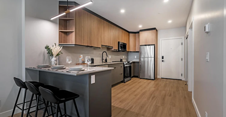 610-909 5th Avenue SW, Calgary, AB, T2P 3G5 - 5