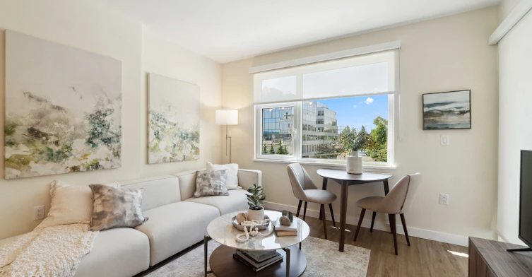 402-2895 East 10th Avenue, Vancouver, BC, V5M 0H7 - 8