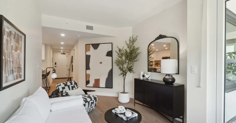 410-2895 East 10th Avenue, Vancouver, BC, V5M 0H7 - 8