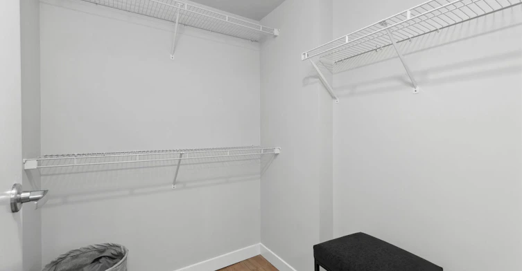 414-2895 East 10th Avenue, Vancouver, BC, V5M 0H7 - 5