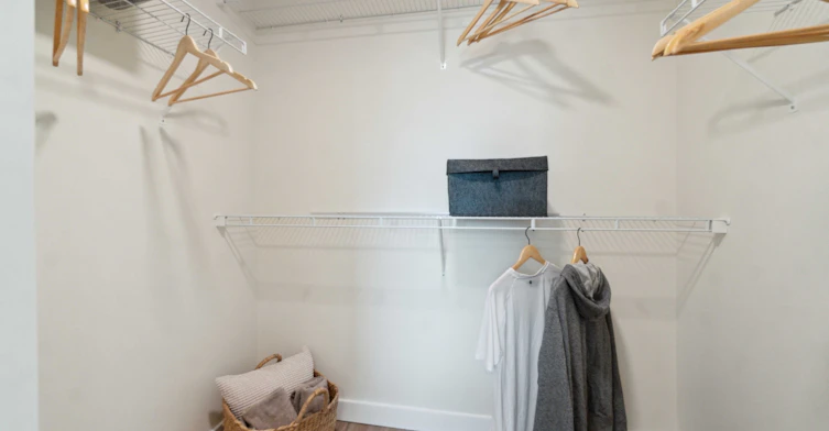 509-2895 East 10th Avenue, Vancouver, BC, V5M 0H7 - 5