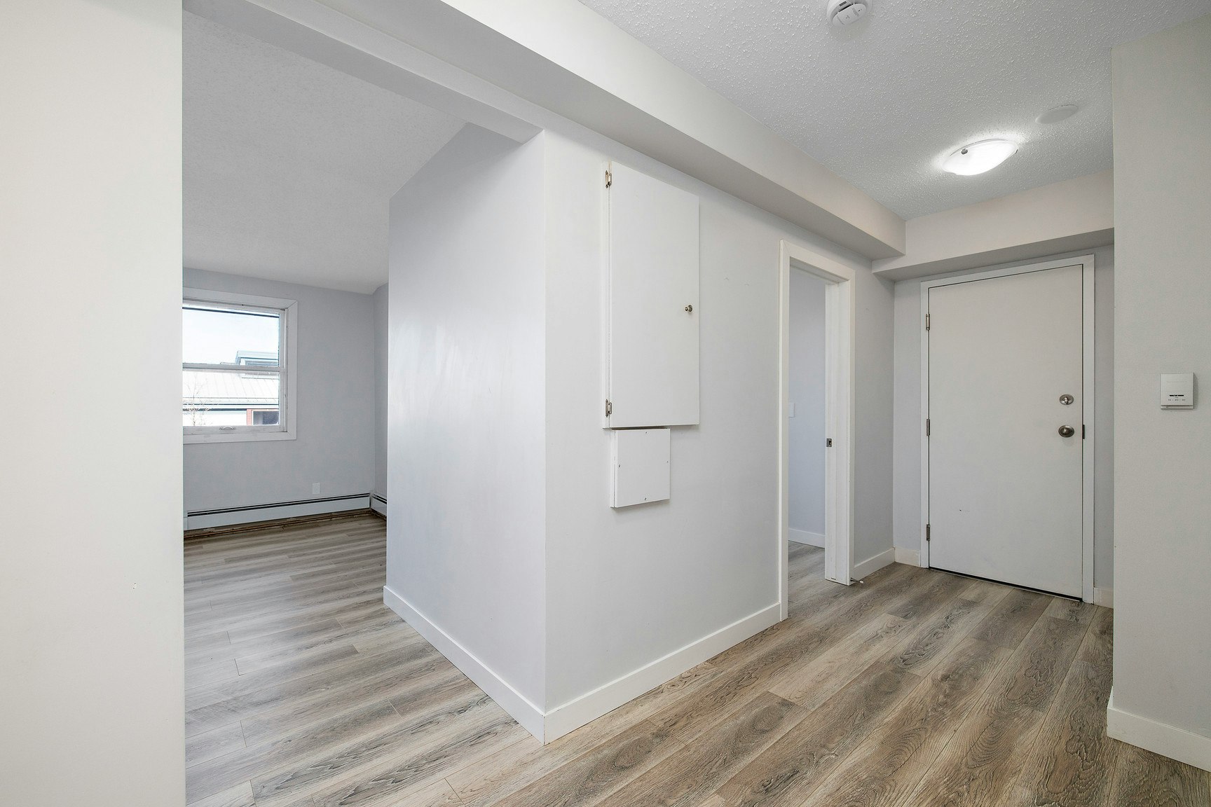 101-10207 107 Avenue, Edmonton, AB, T5H 0V6 - 23