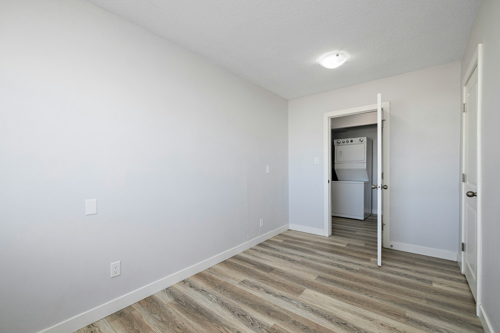 101-10207 107 Avenue, Edmonton, AB, T5H 0V6 - 22