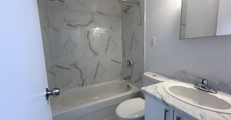 408-1 Bernick Drive, Barrie, ON, L4M 5K1 - 3