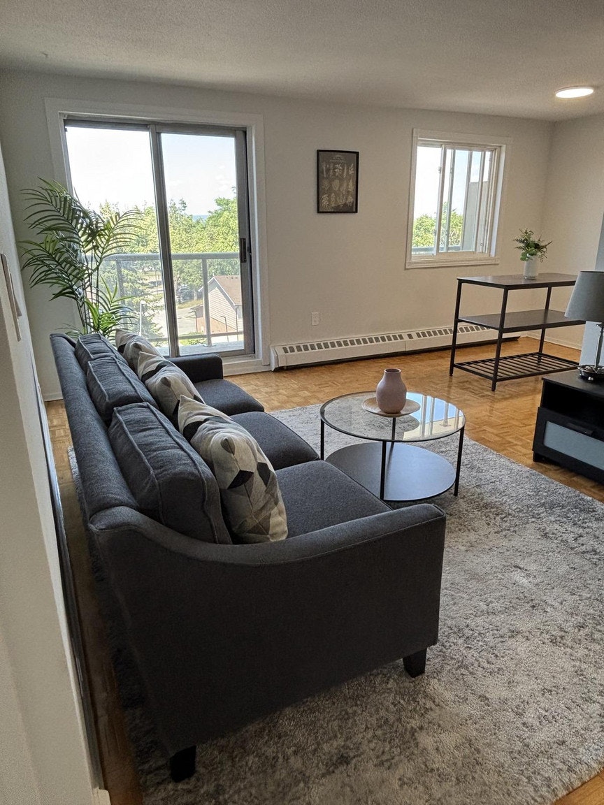 501-1 Bernick Drive, Barrie, ON, L4M 5K1 - 4
