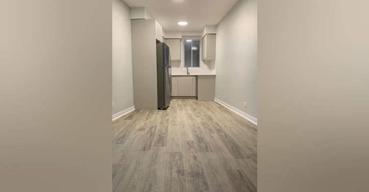 119-1255 Sherwood Crescent, Mont-Royal, QC, H3R 3C4 - 2