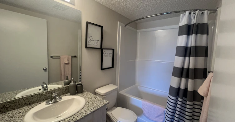 3-101-2701 Maple Way Northwest, Edmonton, AB, T6T 0Z9 - 5