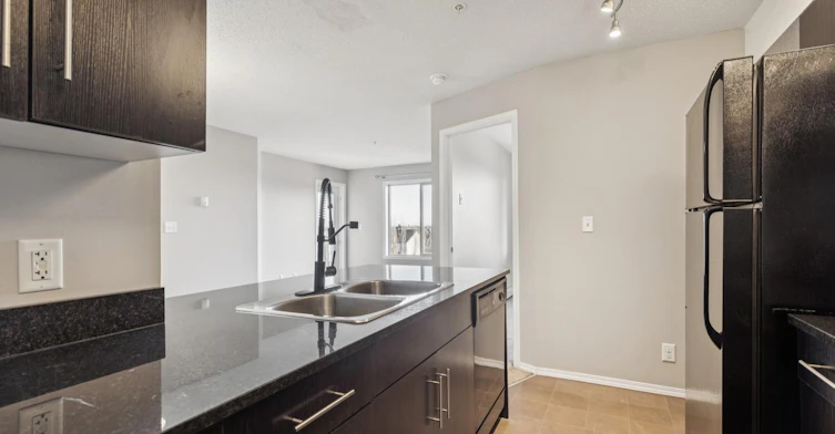 11804 22 Avenue, Edmonton, AB, T6W 2A2 - 26