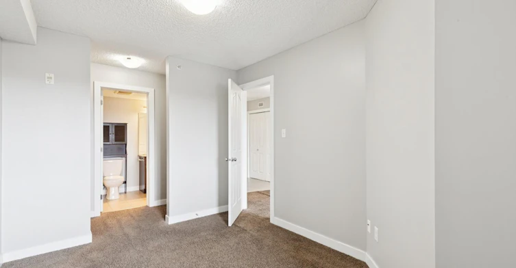 11804 22 Avenue, Edmonton, AB, T6W 2A2 - 13