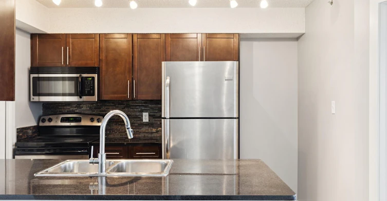 11804 22 Avenue, Edmonton, AB, T6W 2A2 - 5