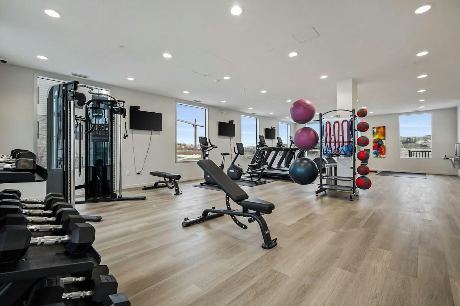 8231 19 Avenue SW, Calgary, AB, T3H 6L6 - 8