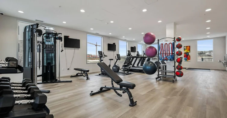 8231 19 Avenue SW, Calgary, AB, T3H 6L6 - 8
