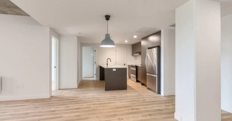 2350 Saint Patrick, Montréal, QC, H3K 0C5 - 18
