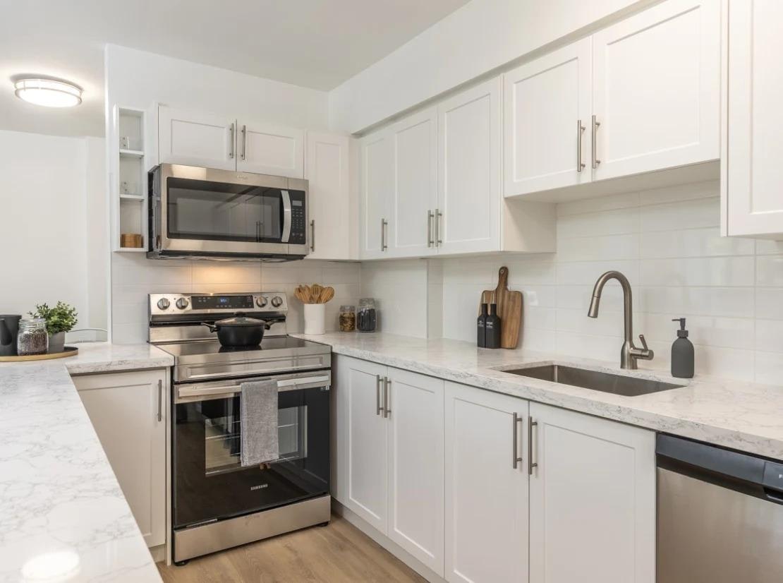 FEED-240 Markland Drive, Toronto, ON, M9C 1R3 - 4