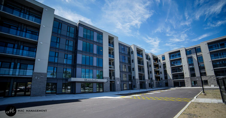 329-50 Herrick Avenue, St. Catharines, ON, L2P 0G3 - 31